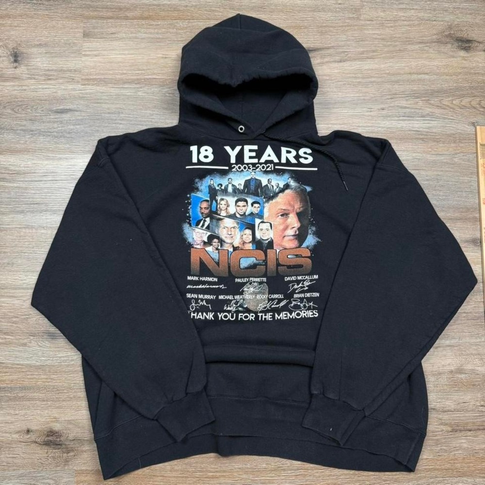 black‎ NCIS 2003-2021 anniversary graphic hoodie